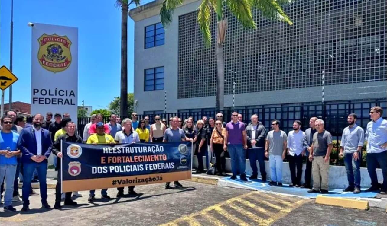 Servidores da Polícia Federal em Alagoas promovem ato em defesa da criação do Fundo de Combate às Organizações Criminosas