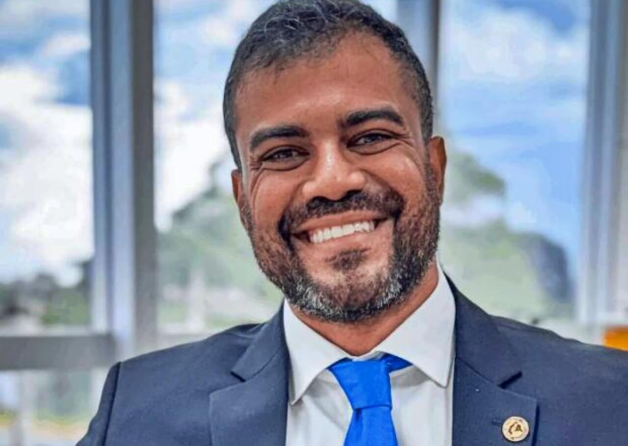 Secretário do presidente Lula foi preso em Alagoas por espancar a mulher