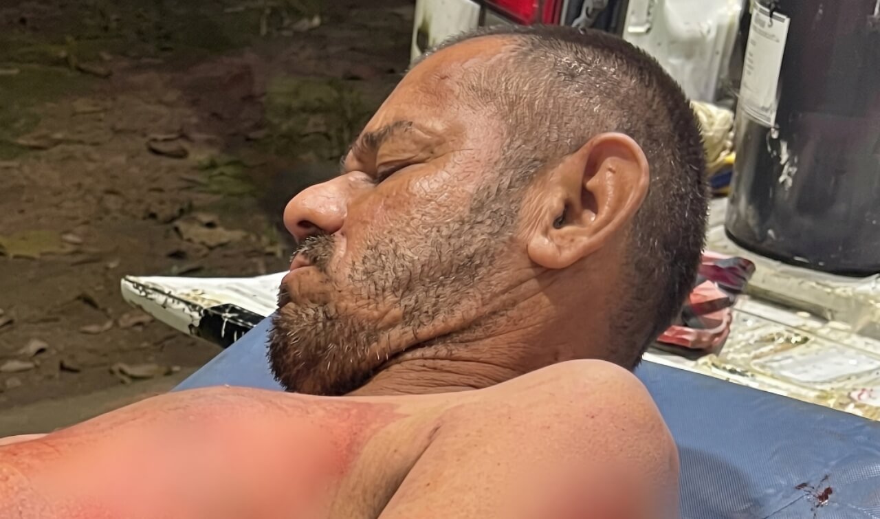 Homem esfaqueado no Mercado Público não resiste e morre no HGE