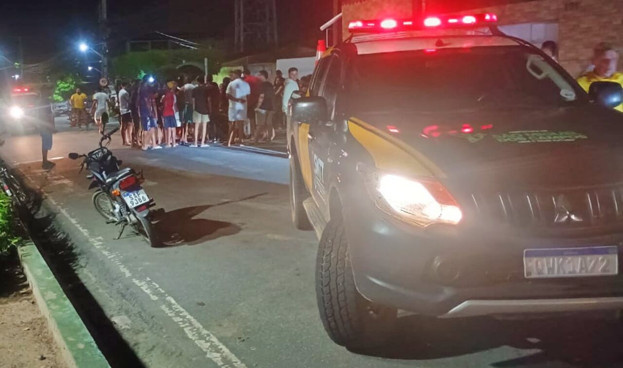 Pedestre e motociclistas ficam feridos em atropelamento em São Miguel dos Campos